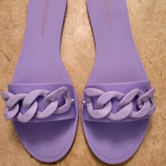 WILD DIVA NEW in BOX Purple PVC Flat Slip-On Sandal -Listing -SIZE 7 & SIZE 8 - Picture 1 of 7